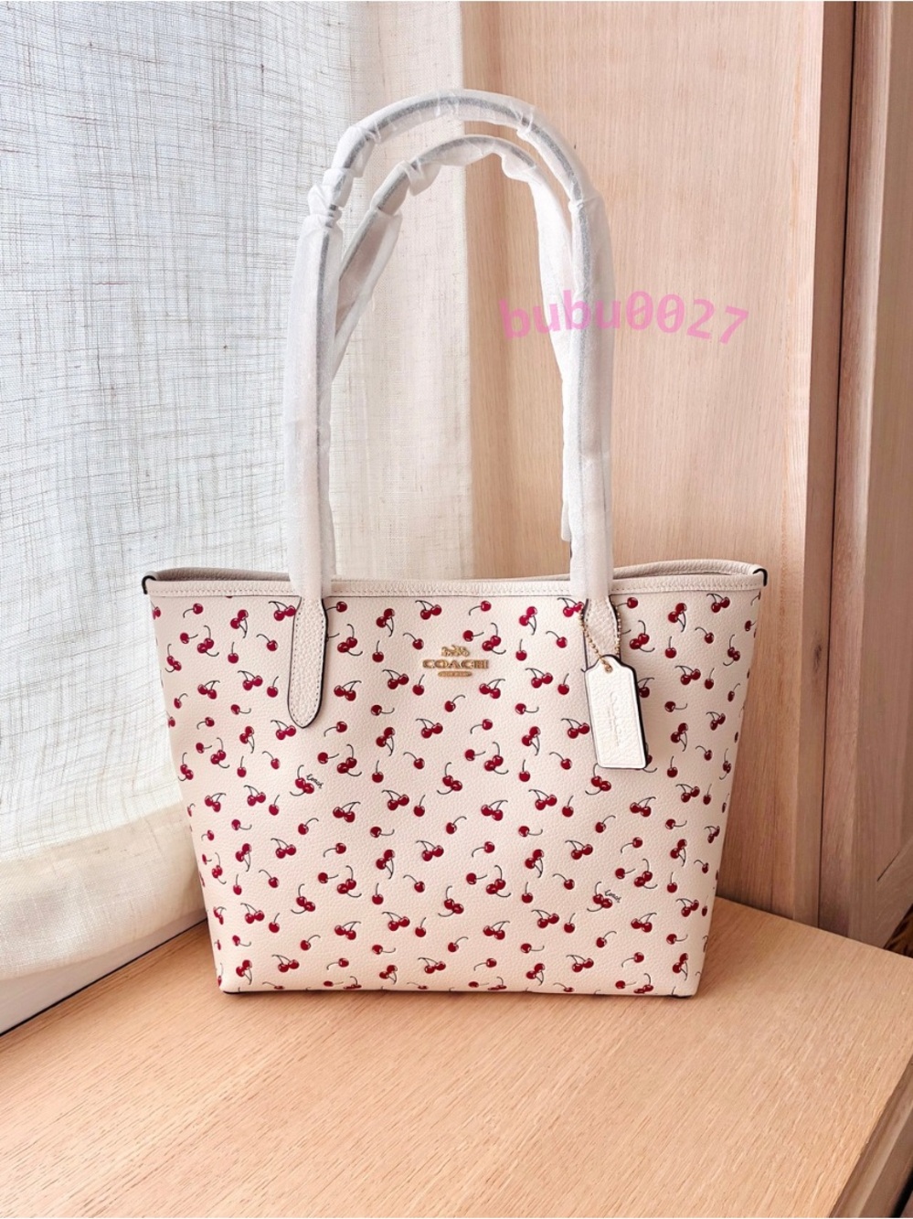 NWT🍒Coach Medium City Tote Bag With Cherry Print Leather CFG07 Chalk Cute Gift